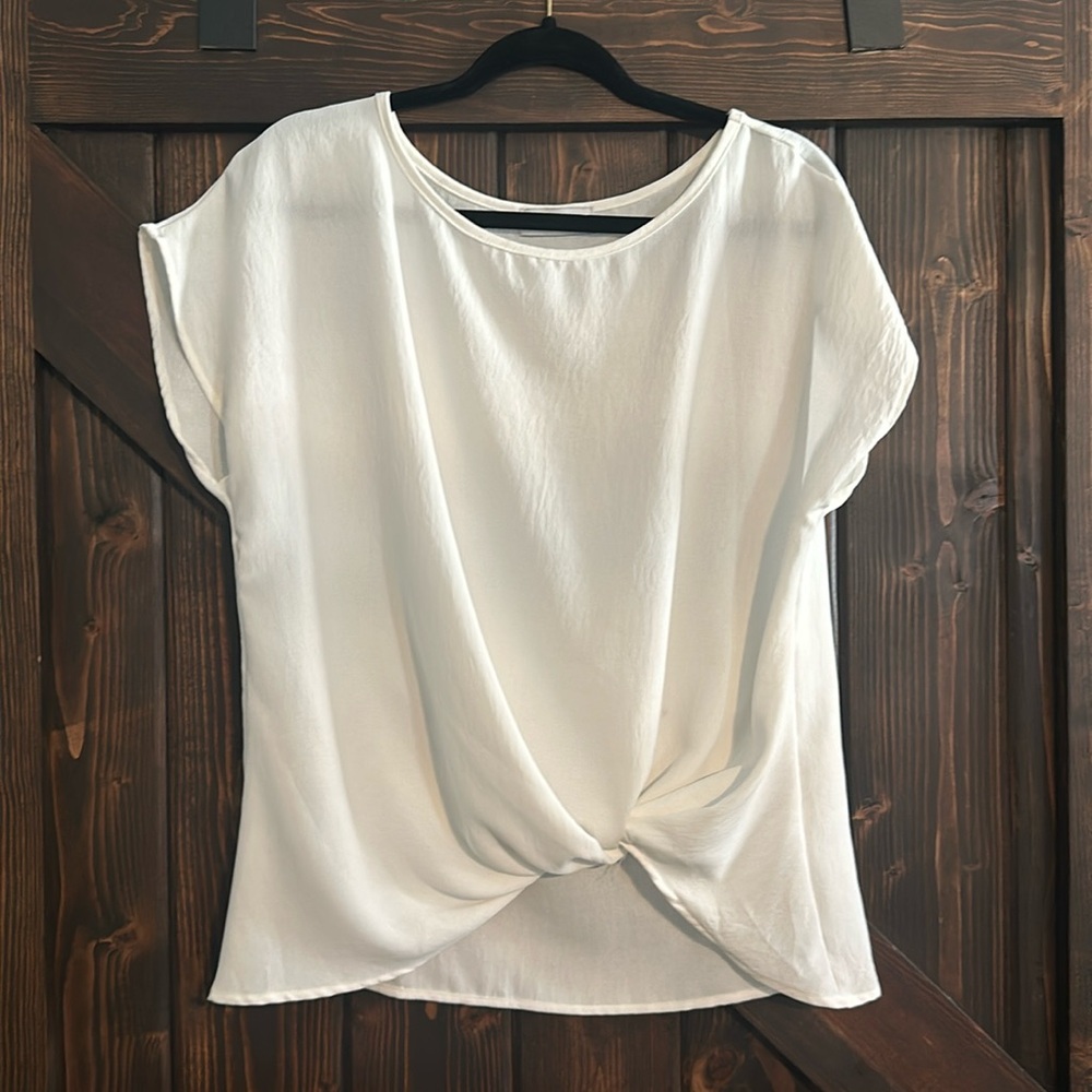Gilli Sheer White Top
